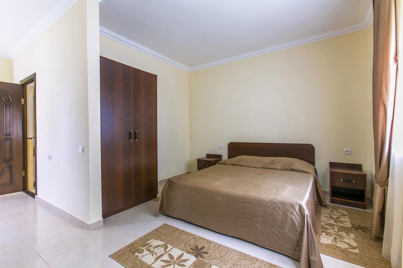 Anakopia Club Hotel New Athos Exterior photo